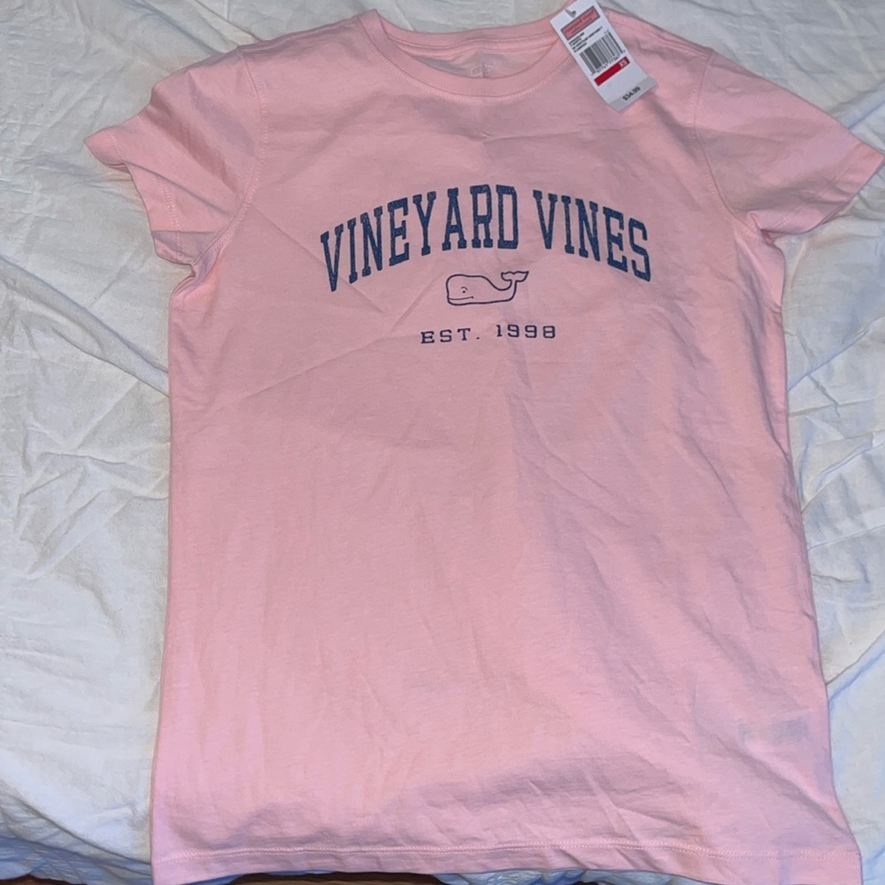 NWT vineyard vines t-shirt